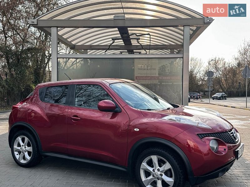 Позашляховик / Кросовер Nissan Juke 2012 в Києві