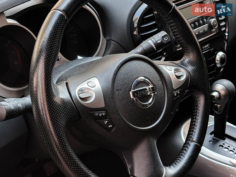 Позашляховик / Кросовер Nissan Juke 2012 в Києві
