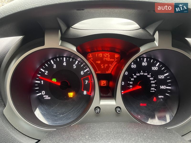 Позашляховик / Кросовер Nissan Juke 2013 в Києві