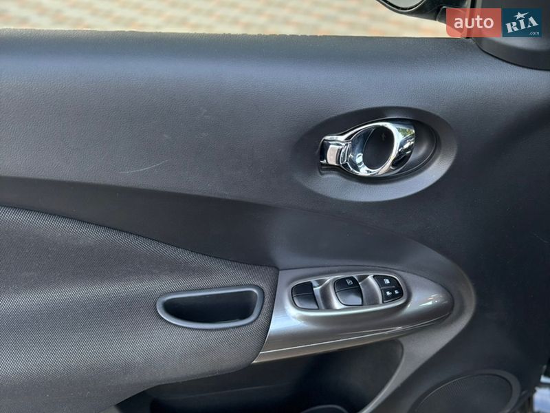 Позашляховик / Кросовер Nissan Juke 2011 в Києві