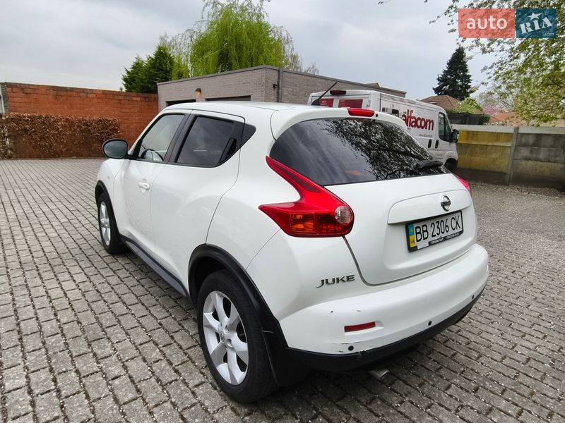 Позашляховик / Кросовер Nissan Juke 2012 в Києві