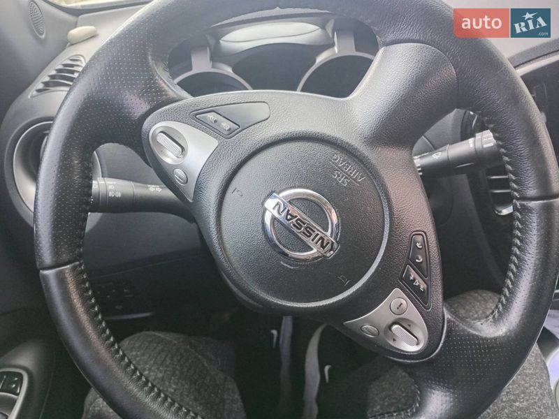 Внедорожник / Кроссовер Nissan Juke 2013 в Сваляве фото 6 Внедорожник / Кроссовер Nissan Juke 2013 в Сваляве