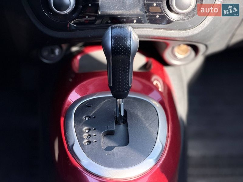 Позашляховик / Кросовер Nissan Juke 2011 в Кривому Розі