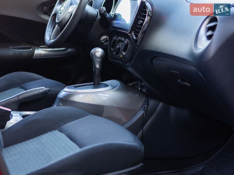 Внедорожник / Кроссовер Nissan Juke 2017 в Киеве