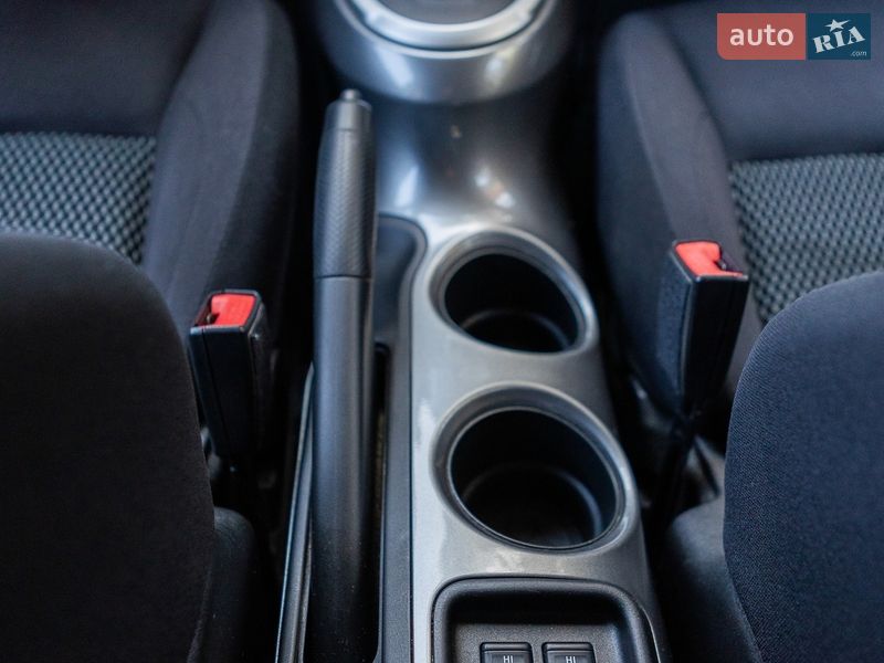 Внедорожник / Кроссовер Nissan Juke 2017 в Киеве