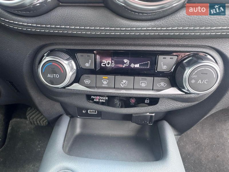 Внедорожник / Кроссовер Nissan Juke 2022 в Киеве