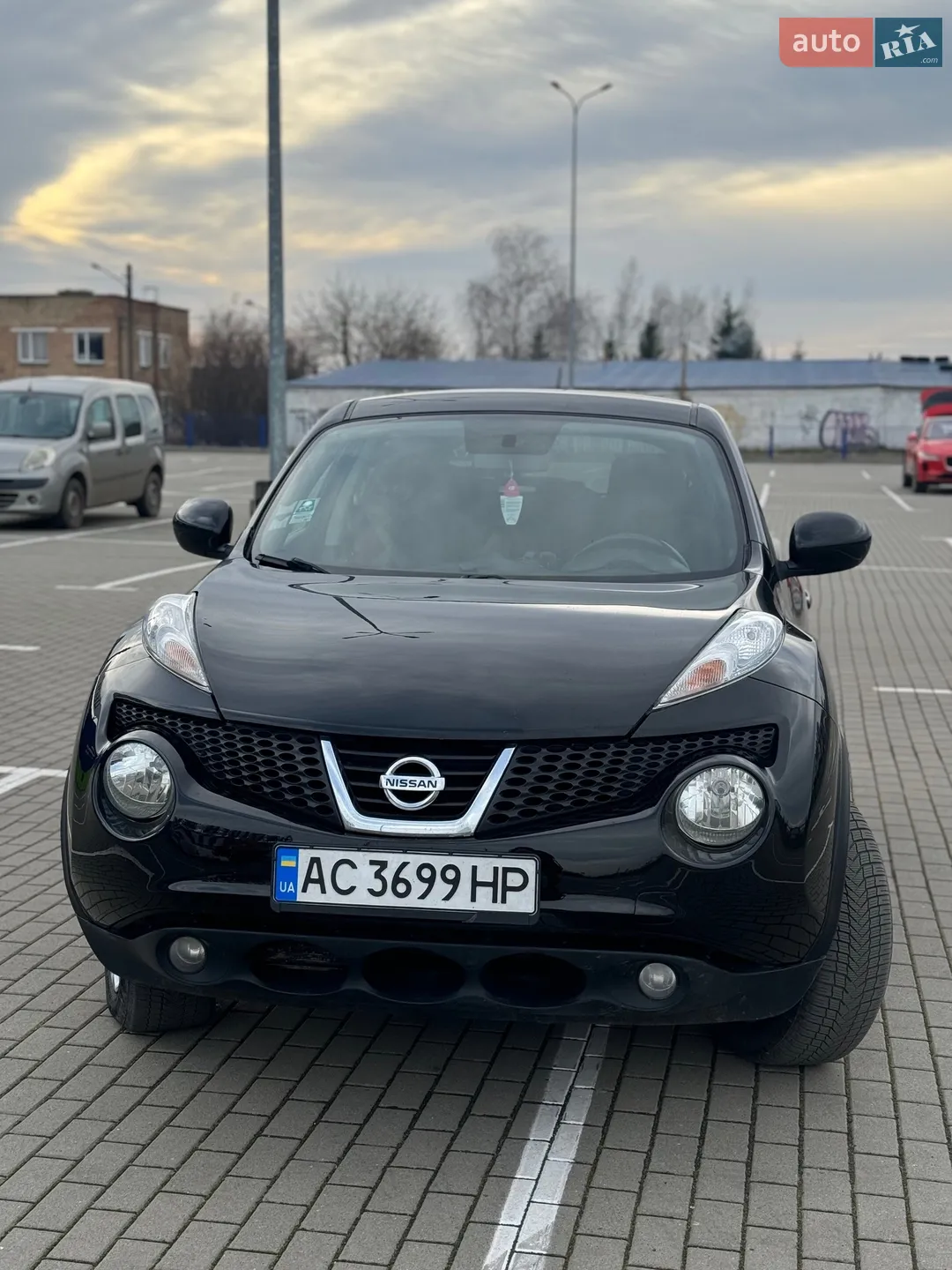 2010 Nissan Juke - мініатюра 3