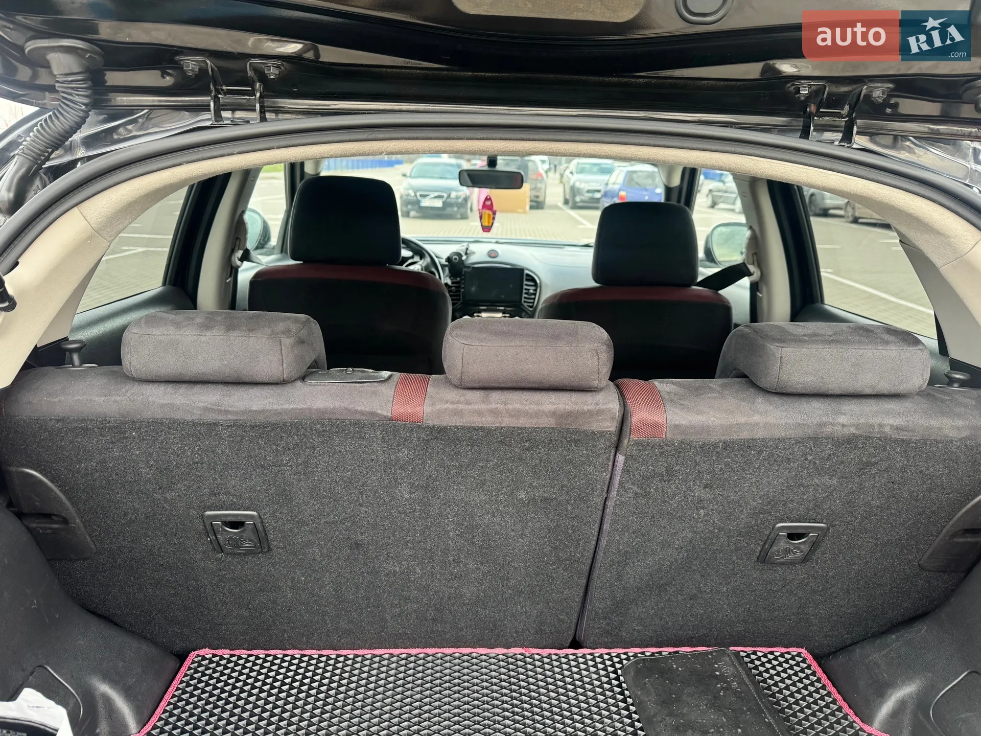 2010 Nissan Juke - мініатюра 18