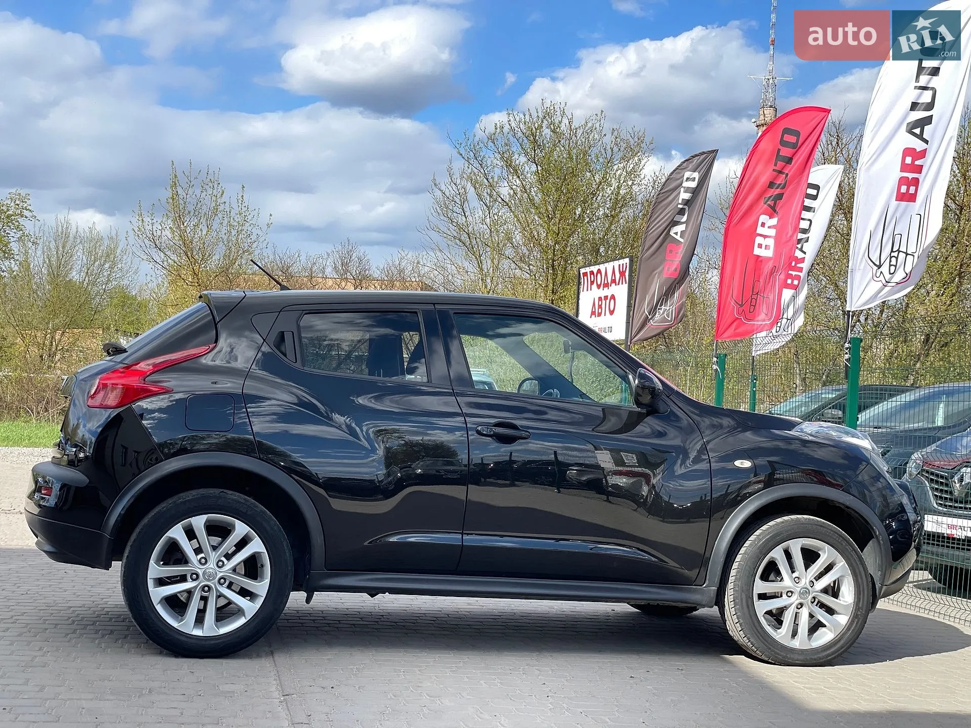 2010 Nissan Juke - мініатюра 22