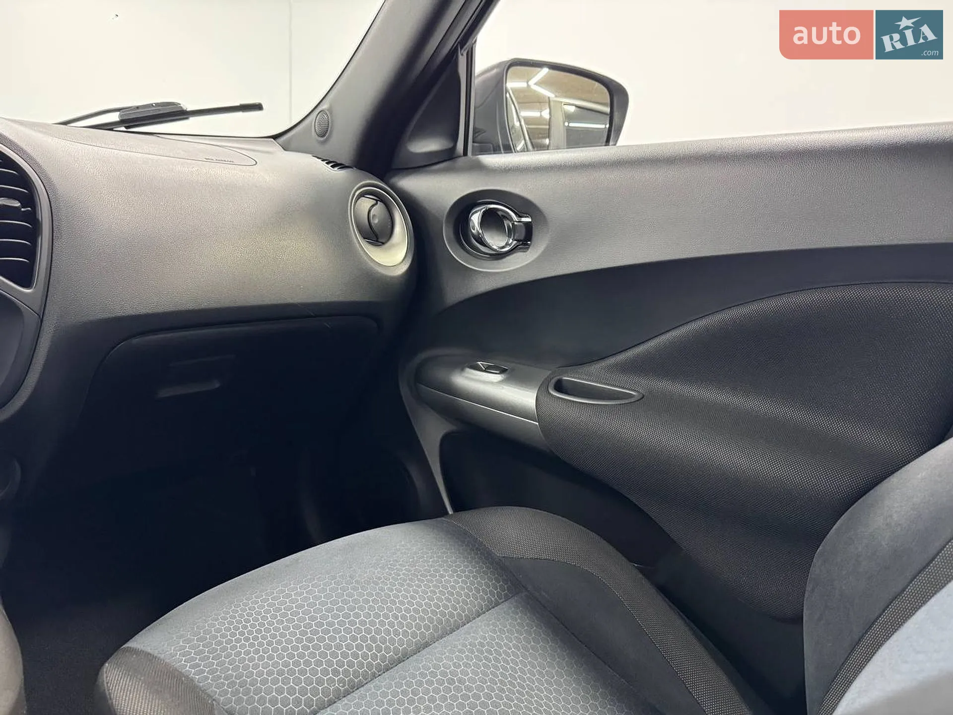 2016 Nissan Juke - мініатюра 38