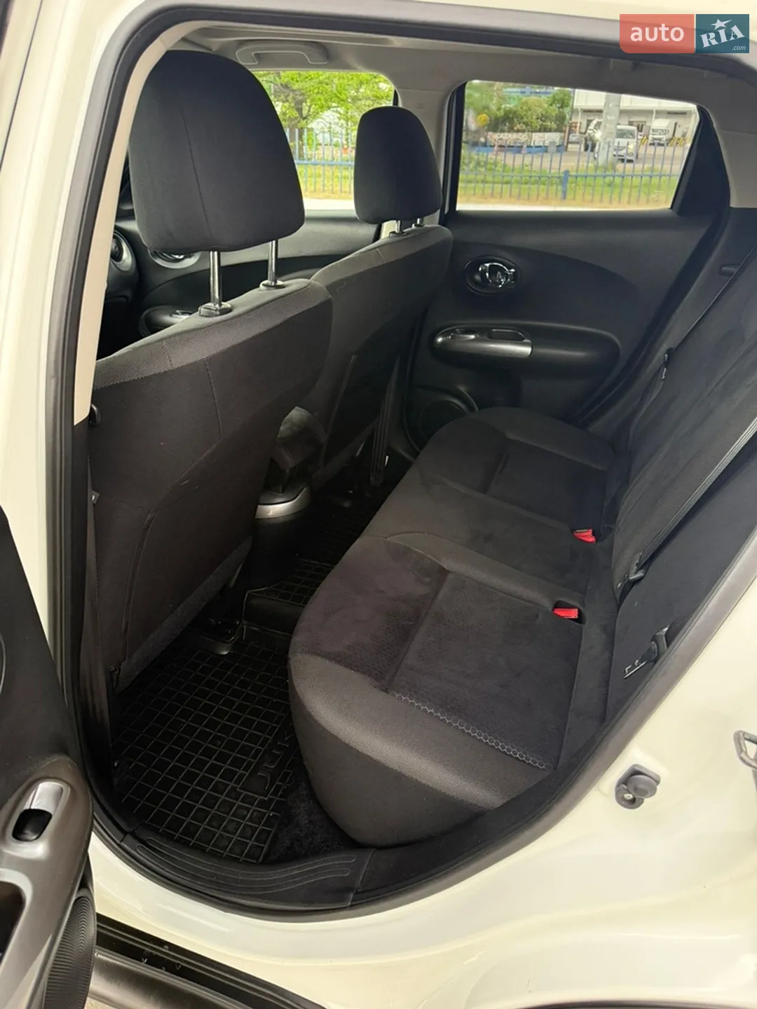2012 Nissan Juke - мініатюра 12