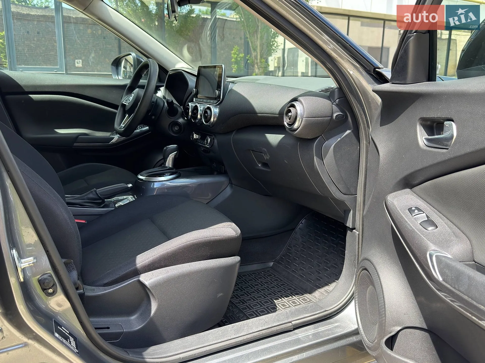 2021 Nissan Juke - мініатюра 17