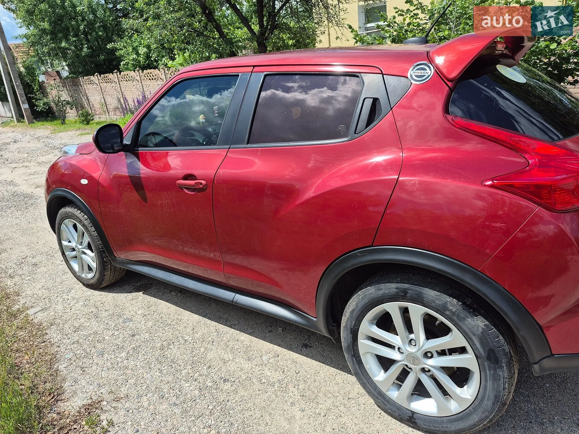 2011 Nissan Juke - мініатюра 2