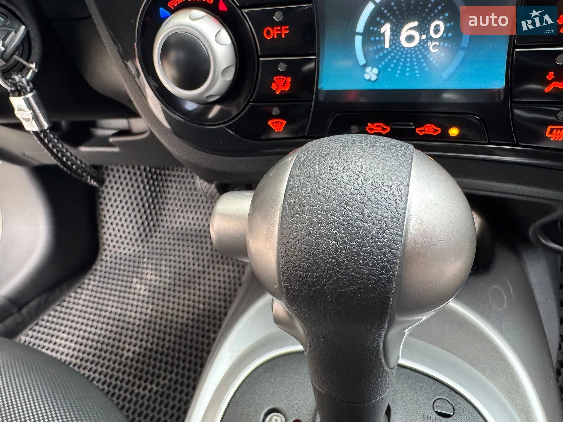 2012 Nissan Juke - мініатюра 21