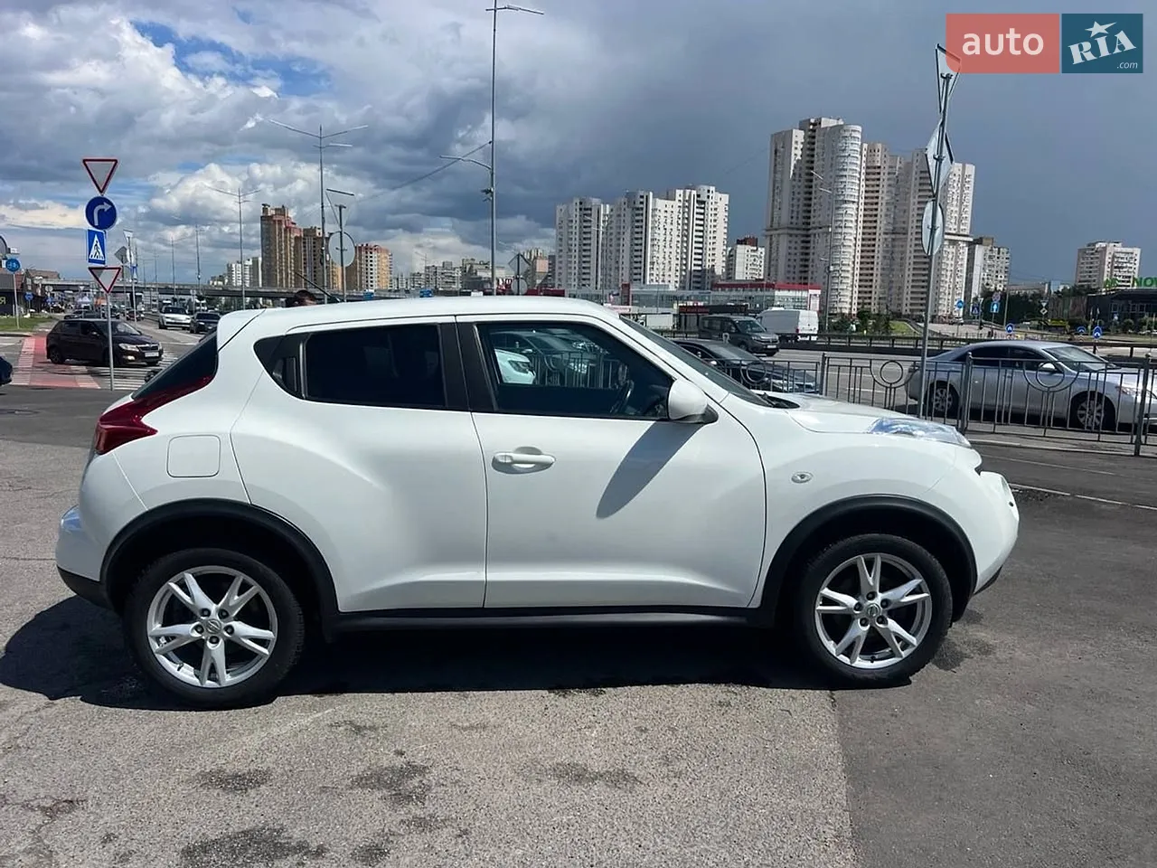 2011 Nissan Juke - мініатюра 23