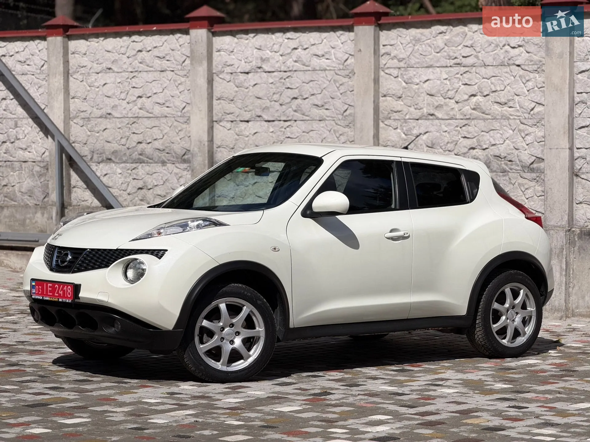 2011 Nissan Juke - мініатюра 2