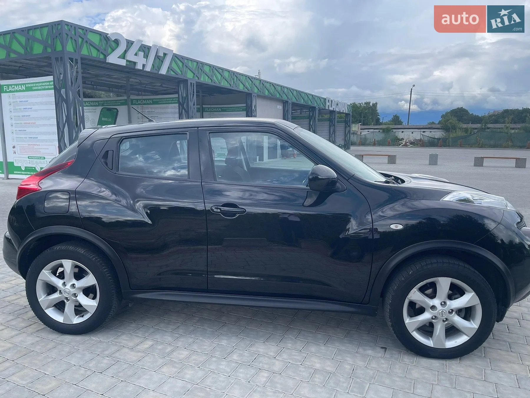 2011 Nissan Juke - мініатюра 3
