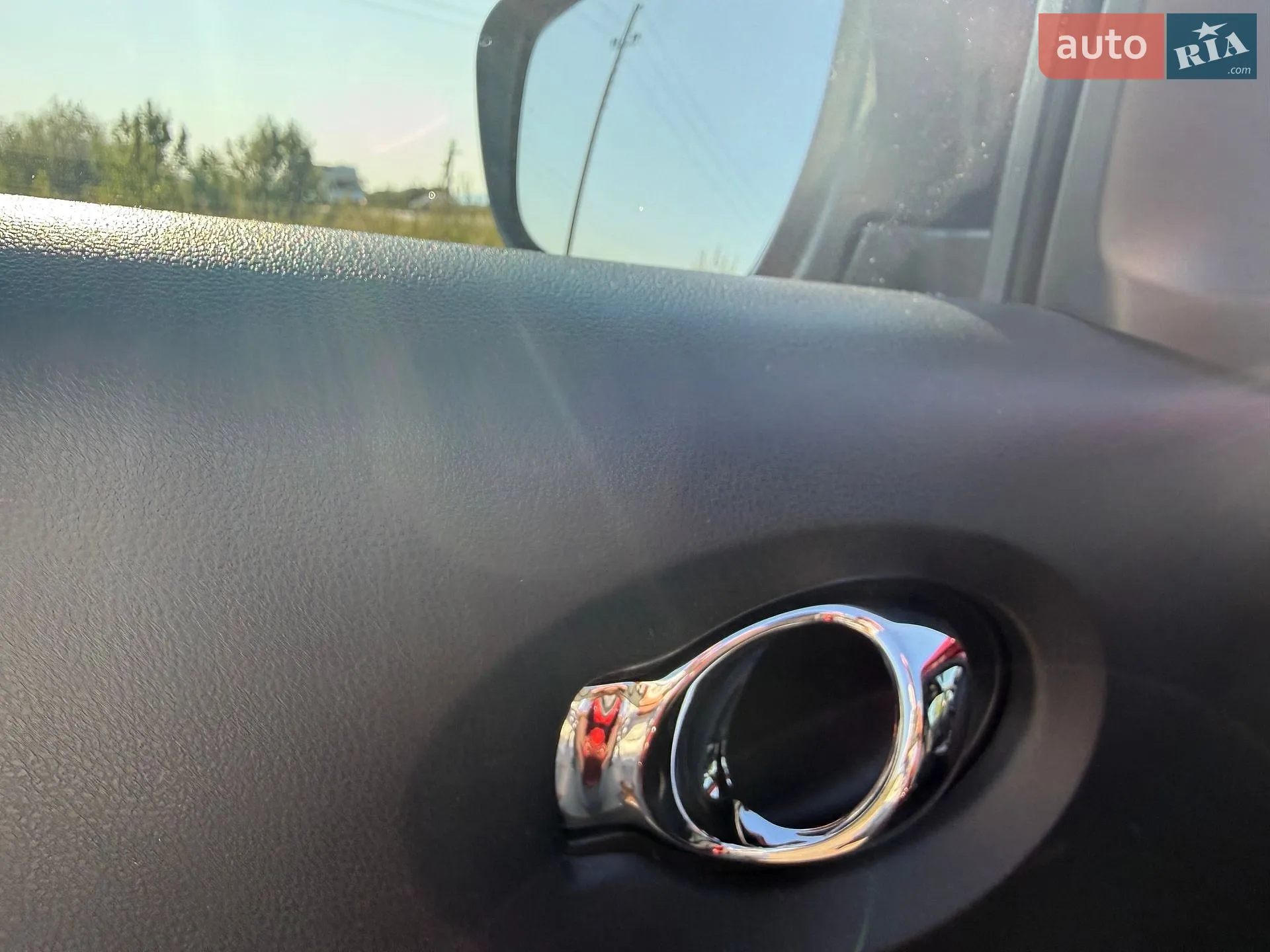 2014 Nissan Juke - мініатюра 35