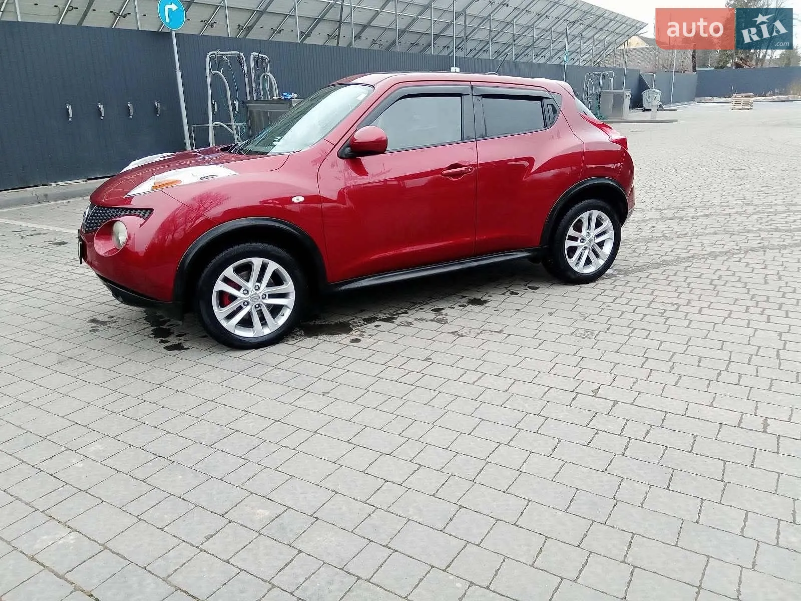 2010 Nissan Juke - мініатюра 2