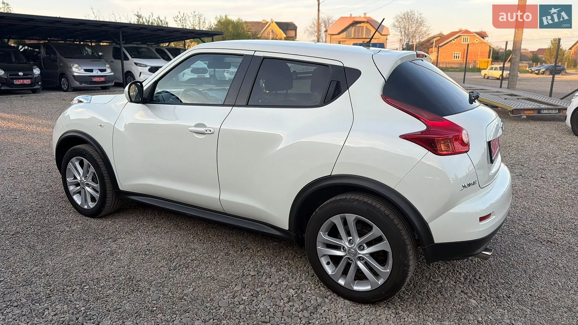 2010 Nissan Juke - мініатюра 13