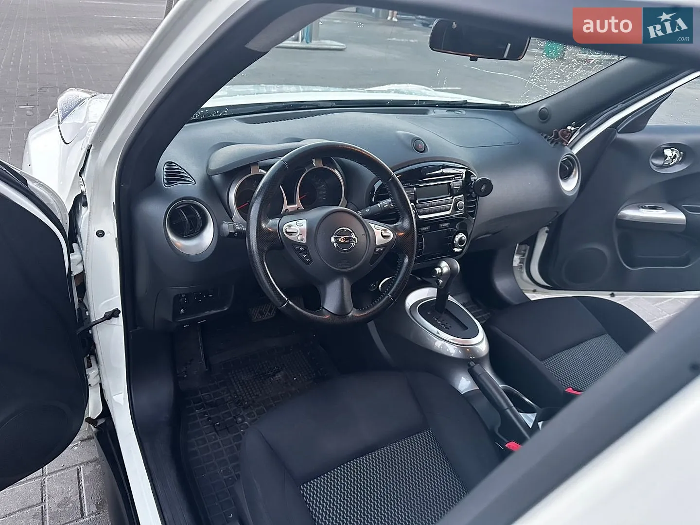 2017 Nissan Juke - мініатюра 35