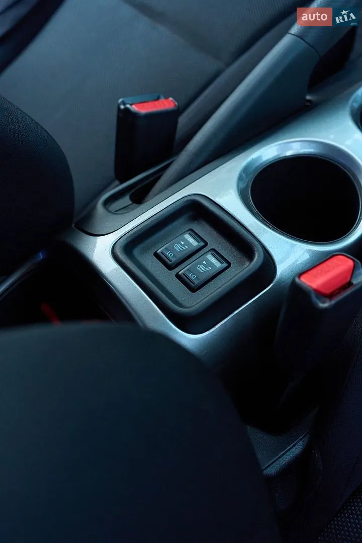2012 Nissan Juke - мініатюра 14