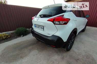 Позашляховик / Кросовер Nissan Kicks 2020 в 