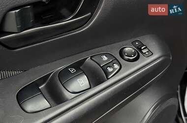 Внедорожник / Кроссовер Nissan Kicks 2020 в 