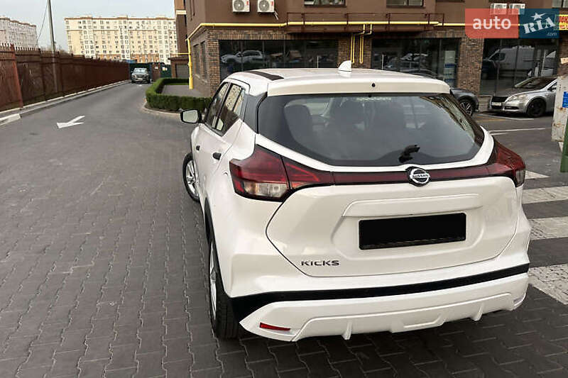 Внедорожник / Кроссовер Nissan Kicks 2021 в Киеве