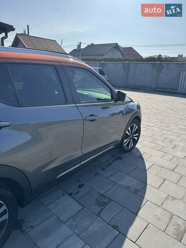 Внедорожник / Кроссовер Nissan Kicks 2020 в Львове