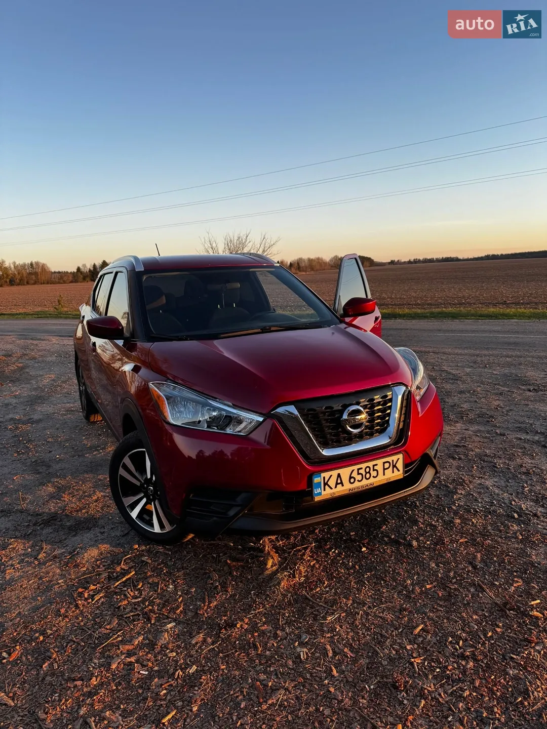 2019 Nissan Kicks - фото 1