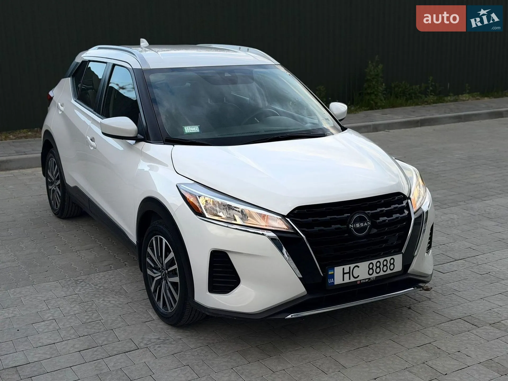 2022 Nissan Kicks - мініатюра 8