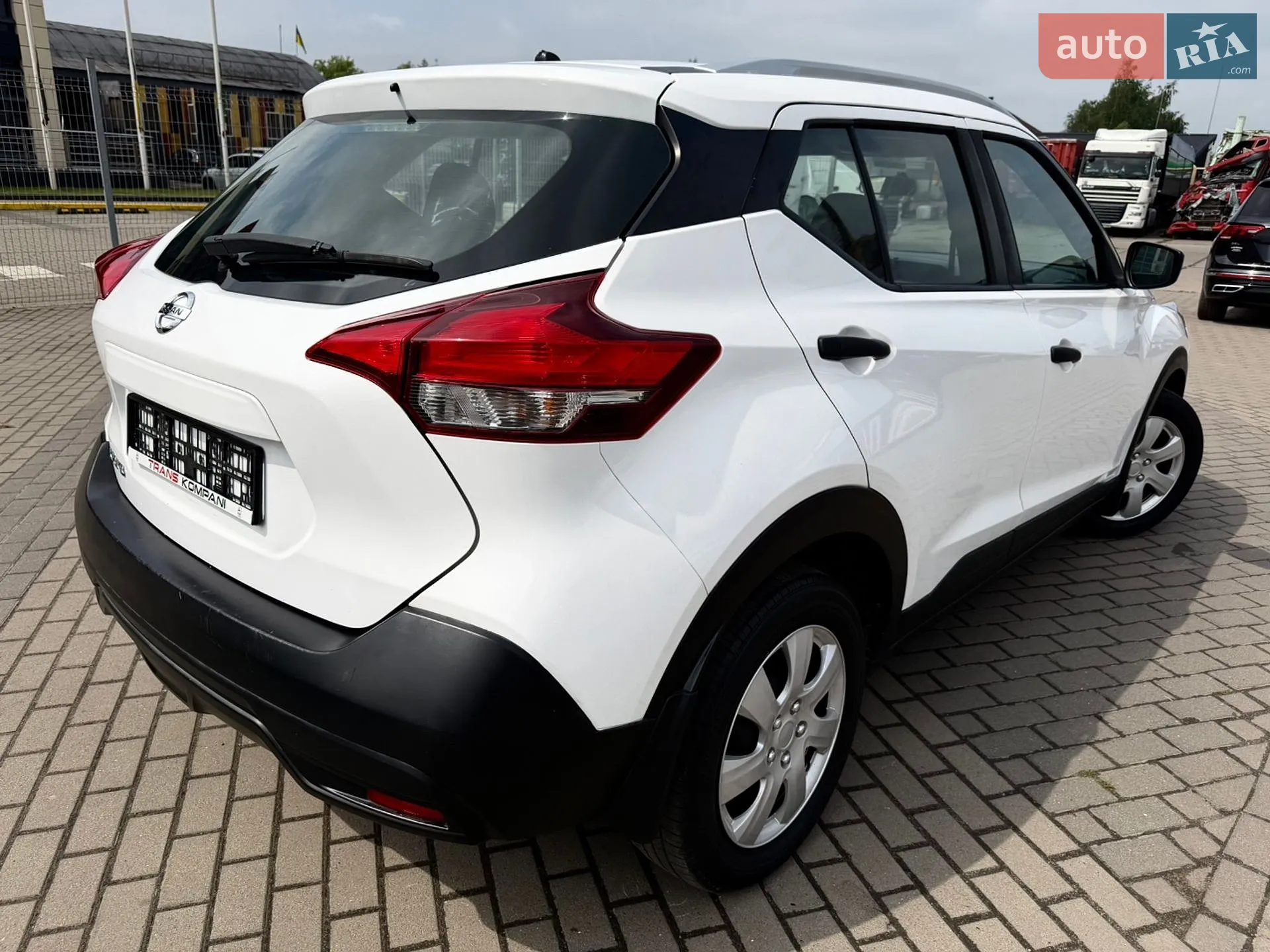 2019 Nissan Kicks - мініатюра 3