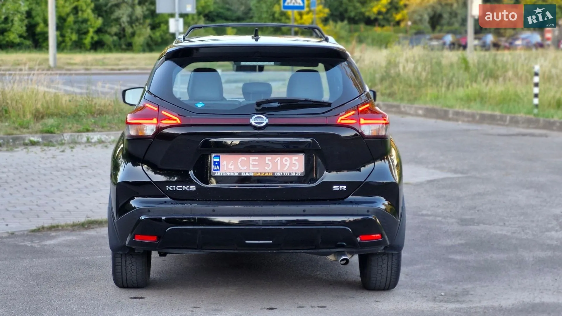 2021 Nissan Kicks - мініатюра 10