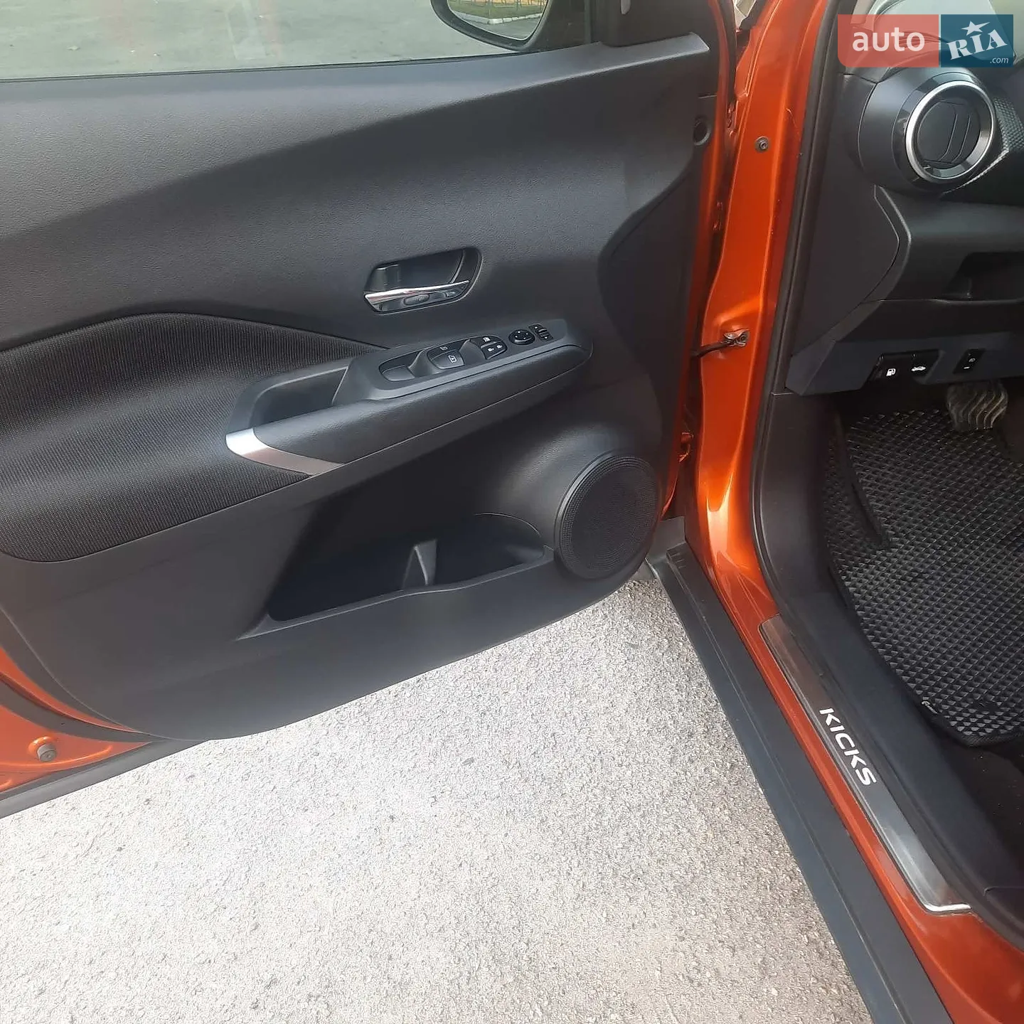 2022 Nissan Kicks - мініатюра 8