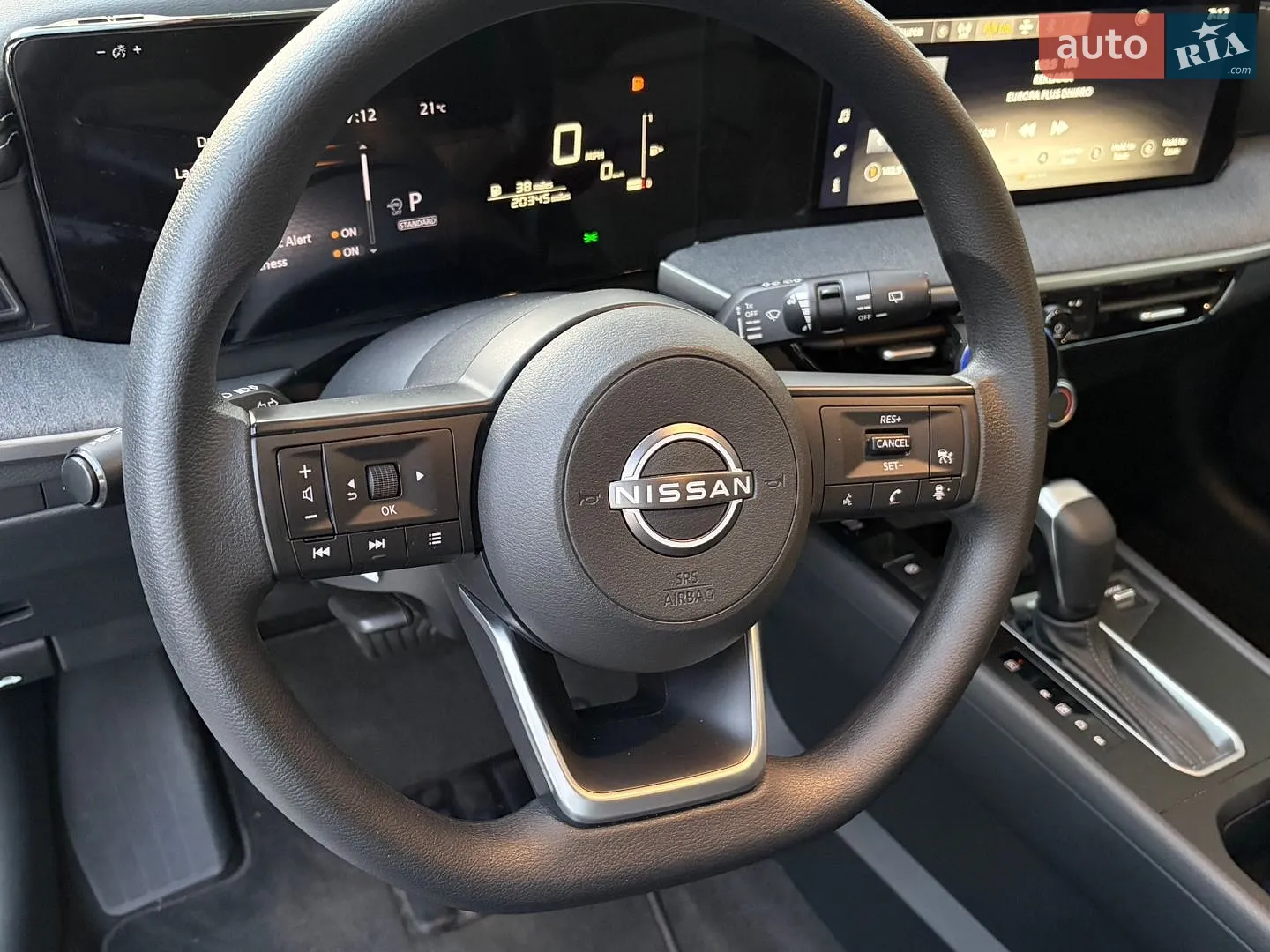 2025 Nissan Kicks - мініатюра 30