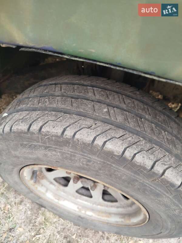 Пикап Nissan King Cab 1998 в Днепре