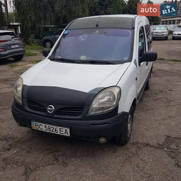 Nissan Kubistar 2004