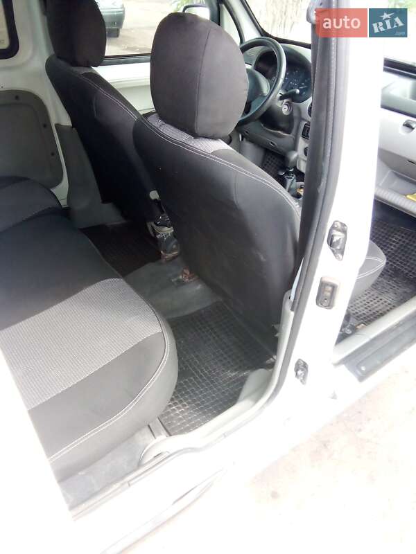 Мінівен Nissan Kubistar 2004 в Березнегуватому