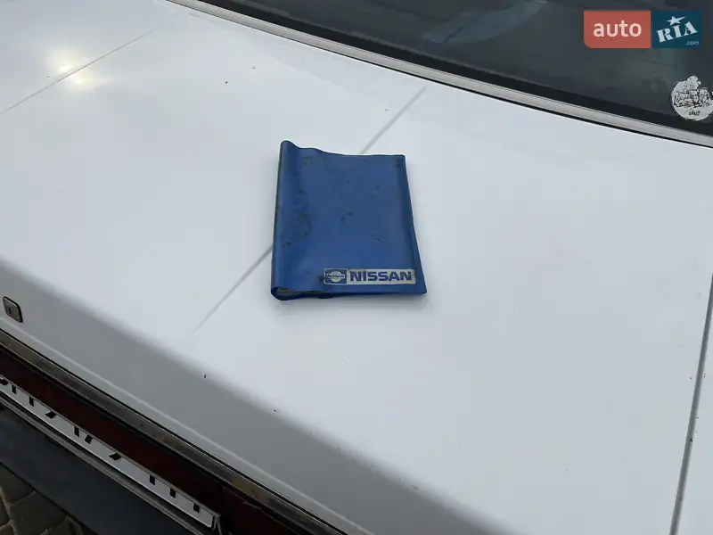 Седан Nissan Laurel 1986 в Одесі документ