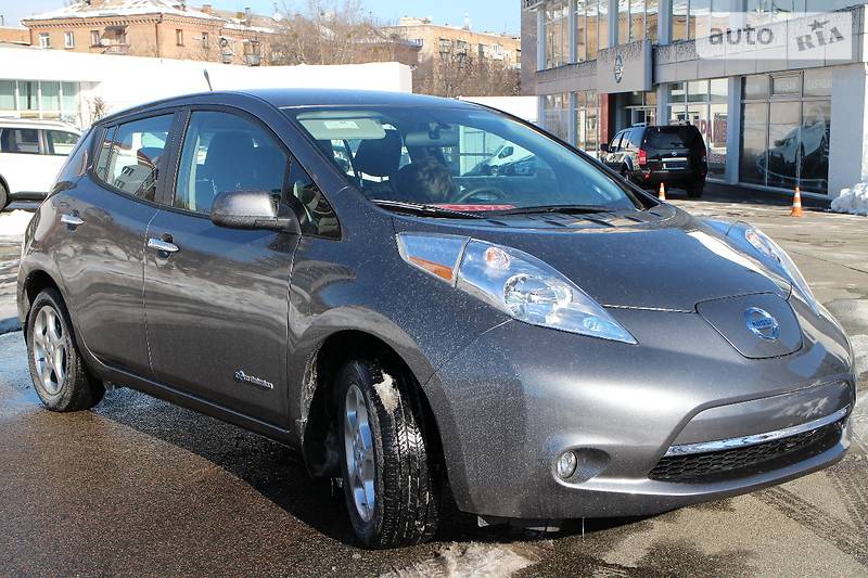 Хэтчбек Nissan Leaf 2013 в Харькове