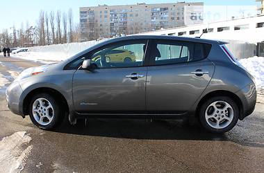 Хэтчбек Nissan Leaf 2013 в Харькове