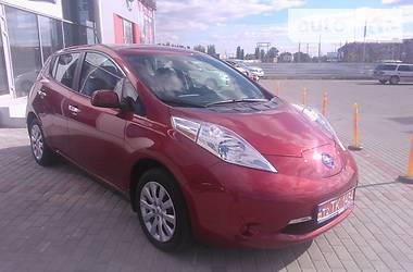 Хэтчбек Nissan Leaf 2013 в Чернигове