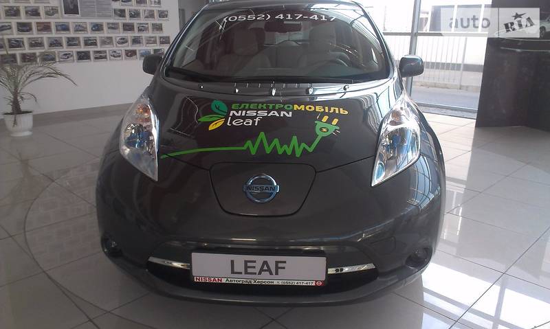 Хэтчбек Nissan Leaf 2013 в Херсоне