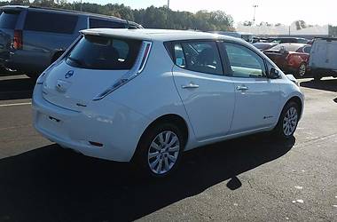 Хэтчбек Nissan Leaf 2014 в Киеве