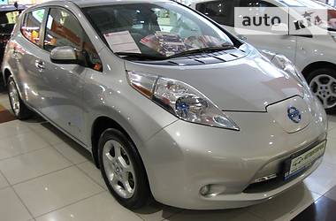 Хэтчбек Nissan Leaf 2013 в Одессе