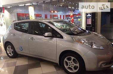 Хэтчбек Nissan Leaf 2013 в Сумах