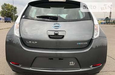 Хэтчбек Nissan Leaf 2016 в Днепре