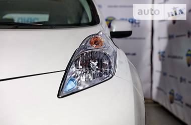 Хэтчбек Nissan Leaf 2015 в Киеве