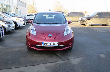 Хэтчбек Nissan Leaf 2014 в Киеве